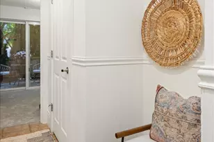 908 NW 85th St, Seattle, WA 98117 - Photo 21