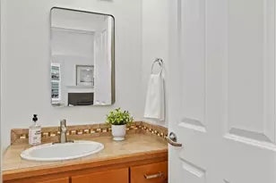 908 NW 85th St, Seattle, WA 98117 - Photo 13