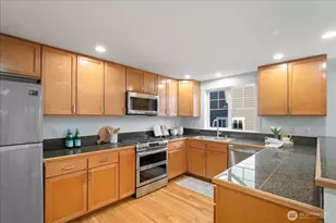 908 NW 85th St, Seattle, WA 98117 - Photo 9