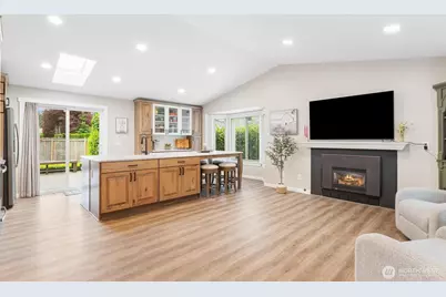 21910 SE 239th Street, Maple Valley, WA 98038 - Photo 9