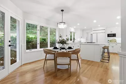 13799 NE 32nd Place, Bellevue, WA 98005 - Photo 15