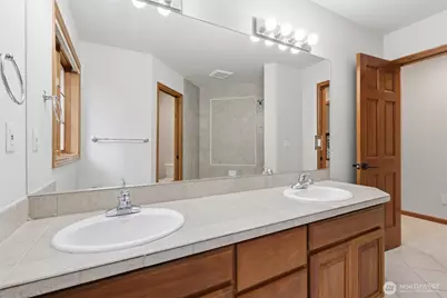 13799 NE 32nd Place, Bellevue, WA 98005 - Photo 29