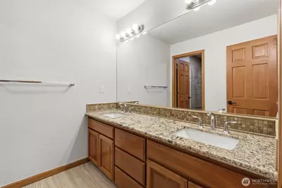 13799 NE 32nd Place, Bellevue, WA 98005 - Photo 33