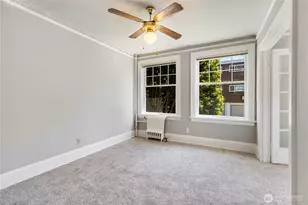 321 Boylston Ave E, Seattle, WA 98102 - Photo 23