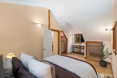 12746 10th Avenue NE, Seattle, WA 98125 - Photo 31