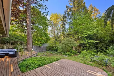 12746 10th Avenue NE, Seattle, WA 98125 - Photo 35