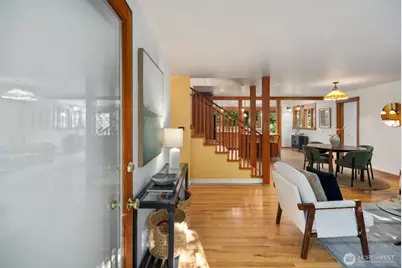 12746 10th Avenue NE, Seattle, WA 98125 - Photo 3