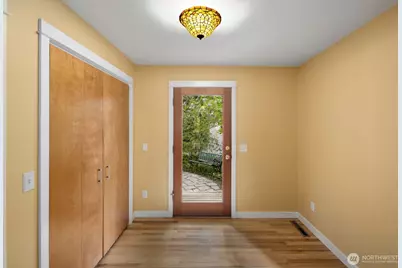 12746 10th Avenue NE, Seattle, WA 98125 - Photo 19