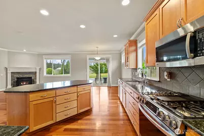 937 Secord Court, Camano Island, WA 98282 - Photo 7
