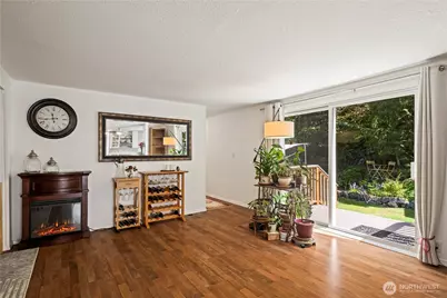 9500 315th Avenue SE #15, Issaquah, WA 98027 - Photo 3