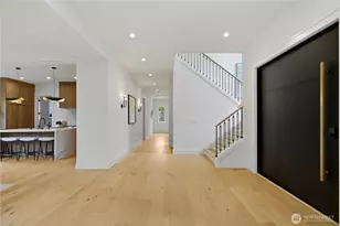 10411 NE 17th St, Bellevue, WA 98004 - Photo 11