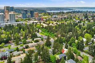 10411 NE 17th St, Bellevue, WA 98004 - Photo 35