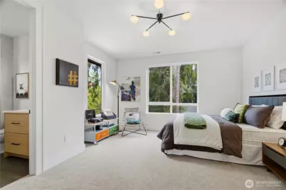 10411 NE 17th Street, Bellevue, WA 98004 - Photo 23