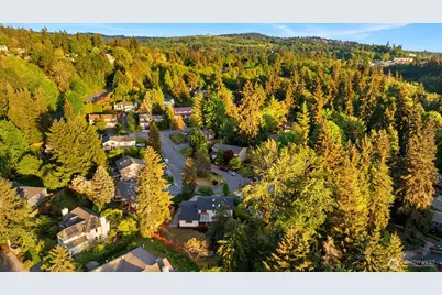 13400 SE 56th Place, Bellevue, WA 98006 - Photo 31