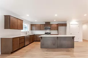 202 Salmon Dr, Wenatchee, WA 98801 - Photo 9
