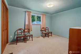 5242 N 10th St, Tacoma, WA 98406 - Photo 13