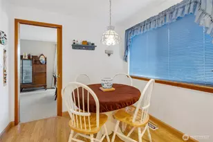 5242 N 10th St, Tacoma, WA 98406 - Photo 9