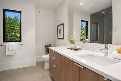 1032 89th Avenue NE, Bellevue, WA 98004 - Photo 25