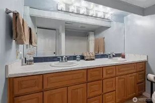 305 NW Coveland St, Coupeville, WA 98239 - Photo 27