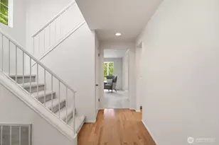 2001 Mill Pointe Dr SE, Mill Creek, WA 98012 - Photo 7