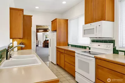 1842 Academy Road, Bellingham, WA 98226 - Photo 19