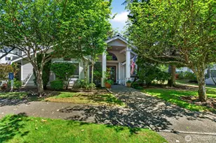 19230 Forest Park Dr NE, Lake Forest Park, WA 98155 - Photo 31