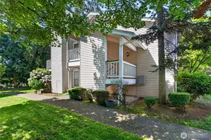 19230 Forest Park Dr NE, Lake Forest Park, WA 98155 - Photo 29