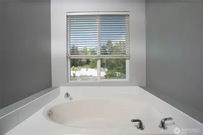 6533 63rd Street W, University Place, WA 98467 - Photo 15