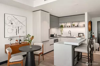 889 Avenue Square NE #603, Bellevue, WA 98004 - Photo 3