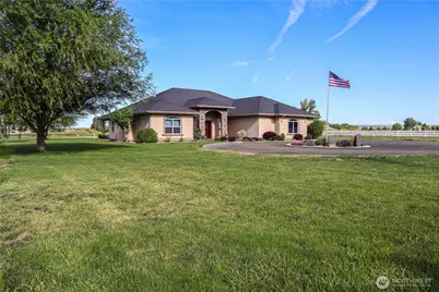 265 Hanson Road, Touchet, WA 99360 - Photo 1