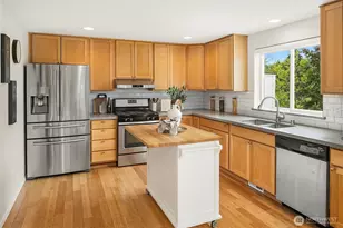 4801 25th Ave SW, Seattle, WA 98106 - Photo 9