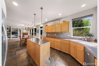 810 South Hills Drive, Bellingham, WA 98229 - Photo 11