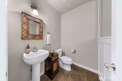 810 South Hills Drive, Bellingham, WA 98229 - Photo 17