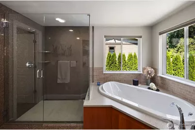 11236 108th Ave NE, Kirkland, WA 98033 - Photo 19
