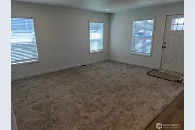 402 Maple Avenue #52, Sunnyside, WA 98944 - Photo 7
