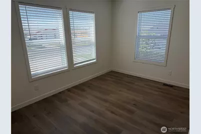 402 Maple Avenue #52, Sunnyside, WA 98944 - Photo 5
