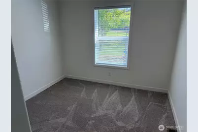 402 Maple Avenue #10, Sunnyside, WA 98944 - Photo 11