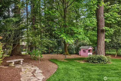 21728 NE 81st Street, Redmond, WA 98053 - Photo 33