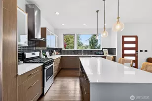 6320 36th Ave SW, Seattle, WA 98126 - Photo 5