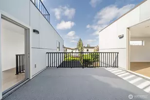 6320 36th Ave SW, Seattle, WA 98126 - Photo 29
