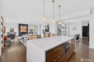 6320 36th Ave SW, Seattle, WA 98126 - Photo 7