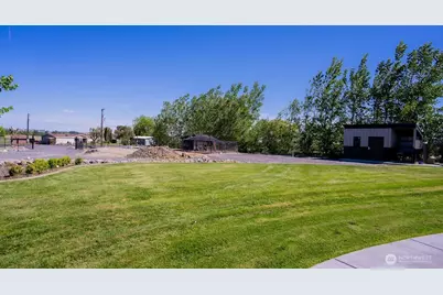 3962 Road F NE, Moses Lake, WA 98837 - Photo 35