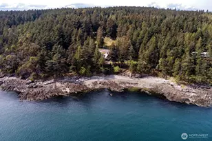 702 San Juan Dr, San Juan Island, WA 98250 - Photo 31