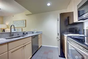 2600 2nd Ave, Seattle, WA 98121 - Photo 7