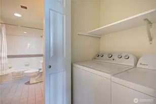 2600 2nd Ave, Seattle, WA 98121 - Photo 11