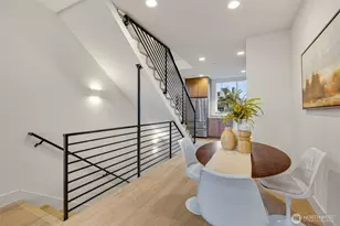 908 N 46th St, Seattle, WA 98103 - Photo 27