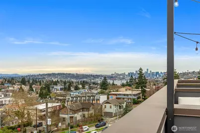 908 N 46th Street #F, Seattle, WA 98103 - Photo 23