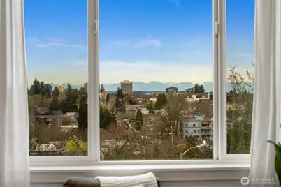 908 N 46th Street #F, Seattle, WA 98103 - Photo 11