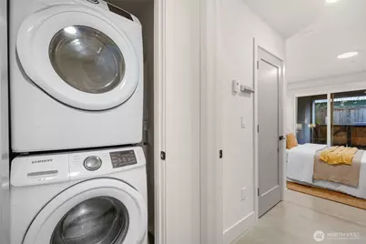 908 N 46th Street #F, Seattle, WA 98103 - Photo 35