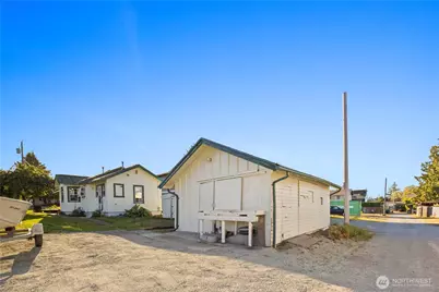 2023 K Avenue, Anacortes, WA 98221 - Photo 17